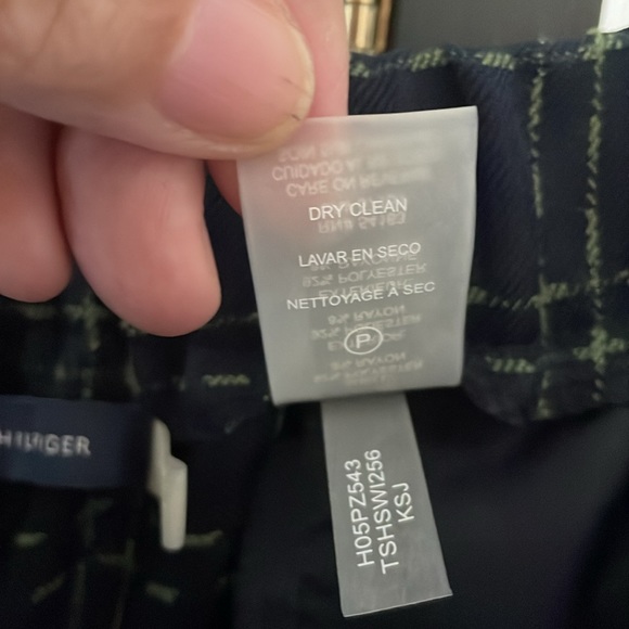 NWT, Tommy Hilfiger plaid Business Suit set. Top: Size 12, Bottom: Size 14. - Picture 15 of 17